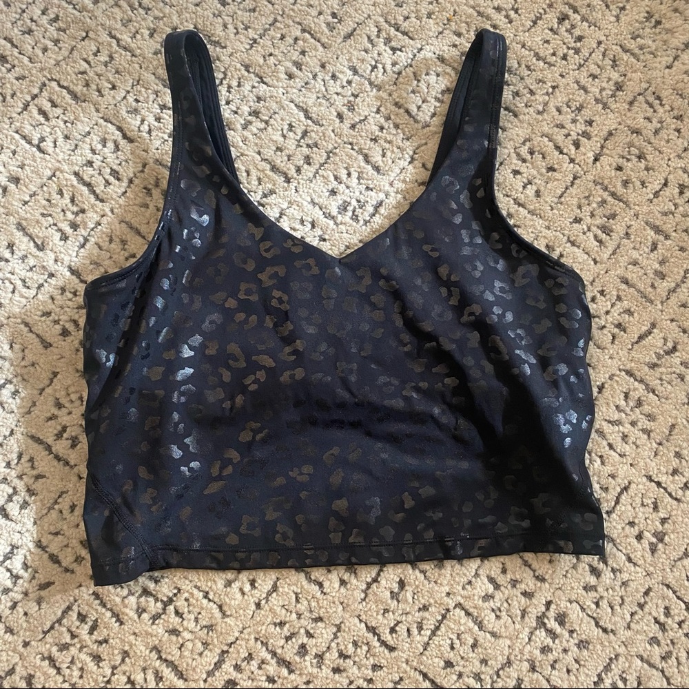 Black cheetah sport crop top